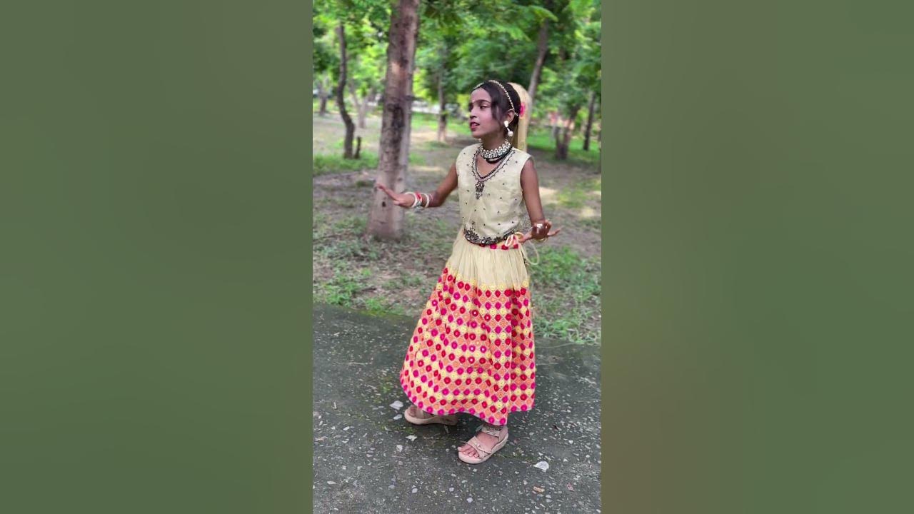 Shyama Aan baso Vrindavan mein #kavyadancingworld #dancevideo #radheshyam #famousshortsvideo