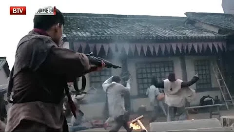 土匪进村屠杀村民，抢夺，村民宁死不屈，最后惨死 - 天天要闻