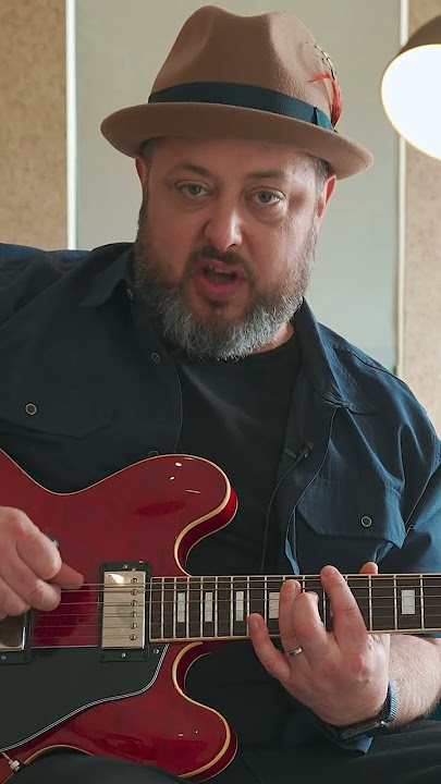 How to Play a POWER CHORD on Guitar #shorts