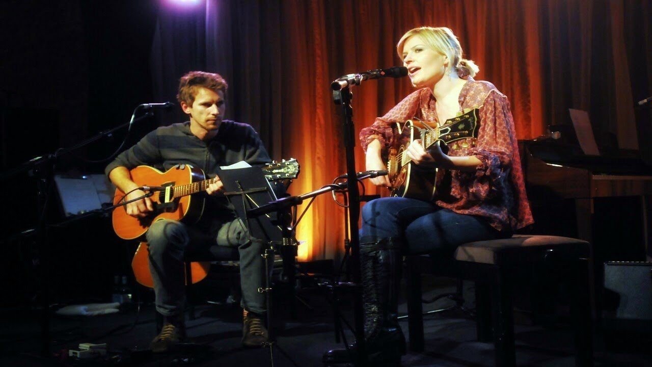 Dido live at Notley Abbey Grafton Street, Quiet Times & Northern