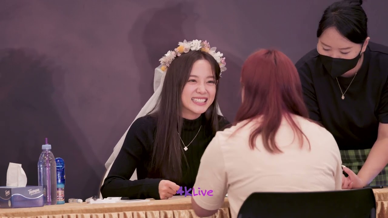 [8K] 20230928 김세정 Kim Sejeong Fan Sign in Hong kong Part 4/4