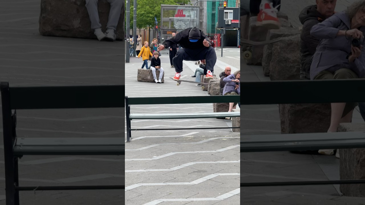 Louie Lopez🪄Copenhagen, Denmark 