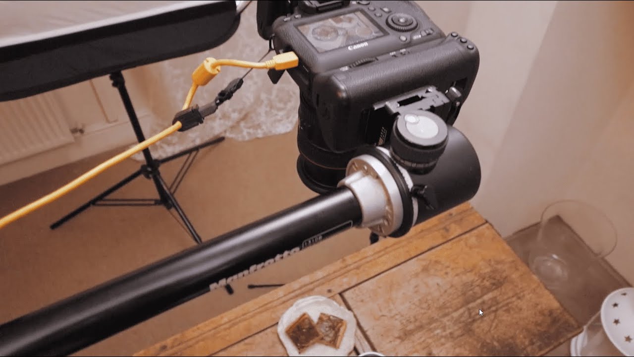 How to make flatlays in food photography | Lighting Control Solutions | Manfrotto