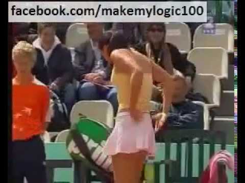Tennis Player changes her Panties In the Court During game