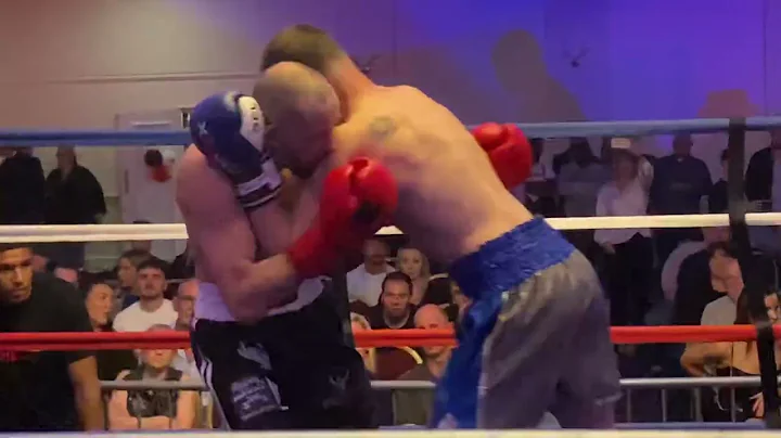 Robin spencer vs ant Phillips raw
