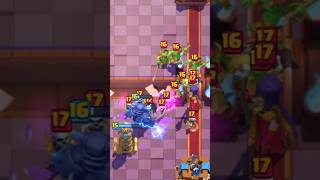 O cara espelha bruxa pra fazer o combo de mega dele 🤮 #clashroyale  #shorts