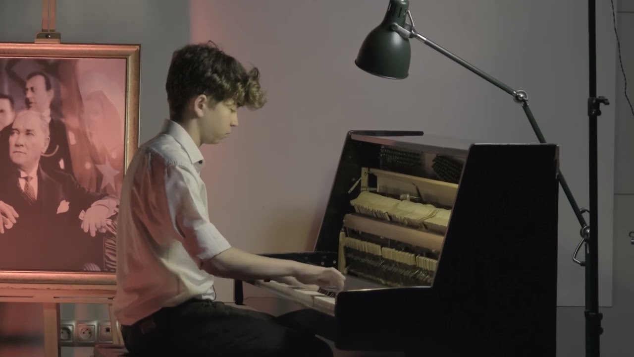 Mehmet Emre Alper - L.V.Beethoven - Pathetique Sonat in C minor No.8 Op.13 #fisanat #piyano #bursa