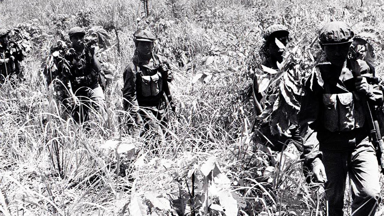 Thằng trinh sát POLPOT... có khuôn mặt lì lợm !