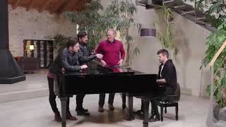 Bustamante pablo lopez y Antonio orozco cantando juntos y a piano