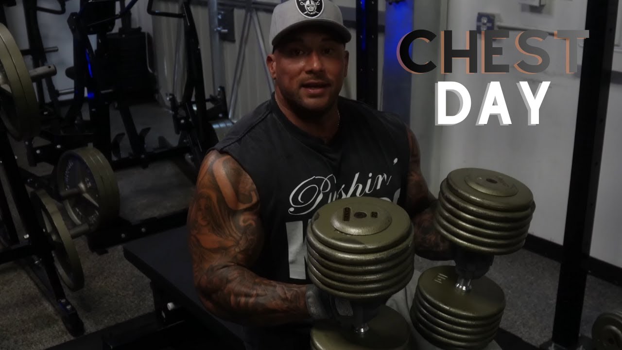 BIGBOY BANGS OUT CHEST WITH DUMBBELLS 