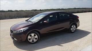 Kia Forte LX 2017 Prueba a fondo! Todo es bueno excepto por...