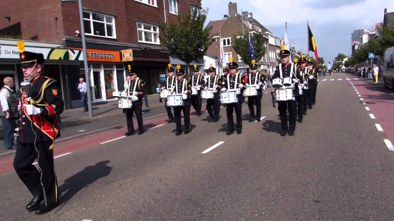  Drumband  Kettenis Belgium YouTube