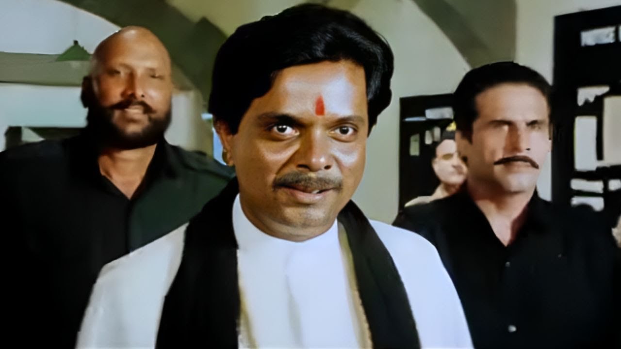 तुम शायद मुझे नहीं जानते, पिछली Govt का तत्खा मैंने अकेले ही पलटा था - जबरदस्त सीन