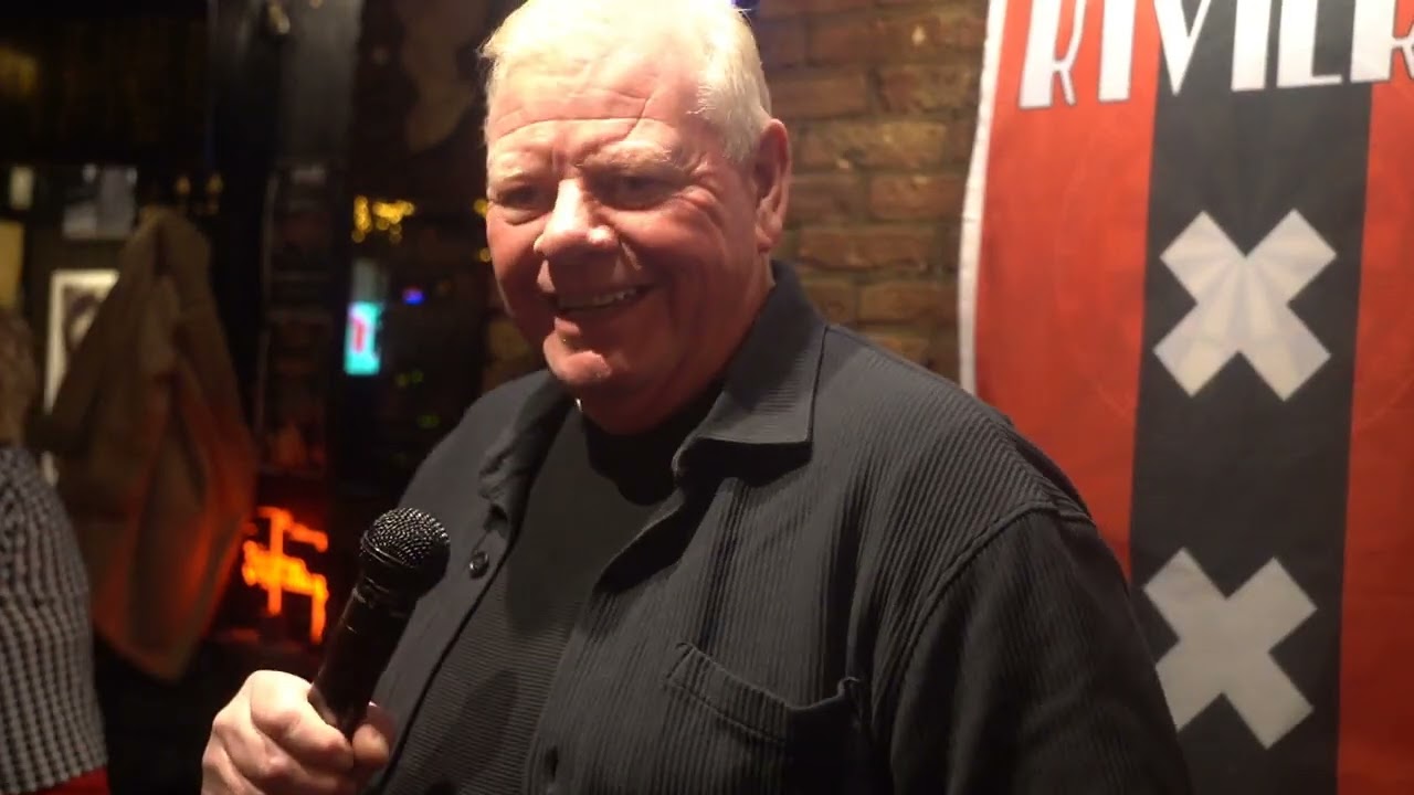 MEGAHIT MUZIEK PARADE AMSTERDAM DEEL 1