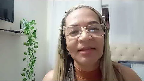 EI NO PASSE ESSE VDEO DEUS TEM UMA PALAVRA DE VITR...