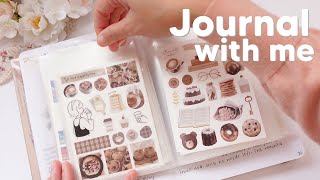 relaxing ASMR READING JOURNAL with me ☕