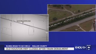 Emergency crews respond to train that went off the tracks in Waller County