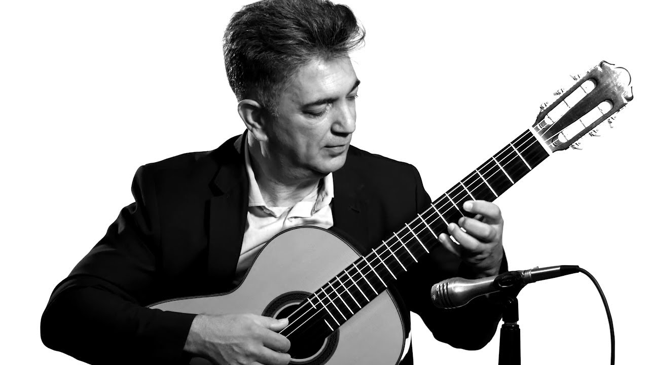 cavallini wholesale Francesco Cavallini Guitar Lesson at the Longacre House