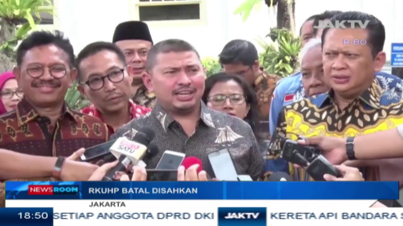 RKUHP Batal Disahkan kesehatan masyarakat ui