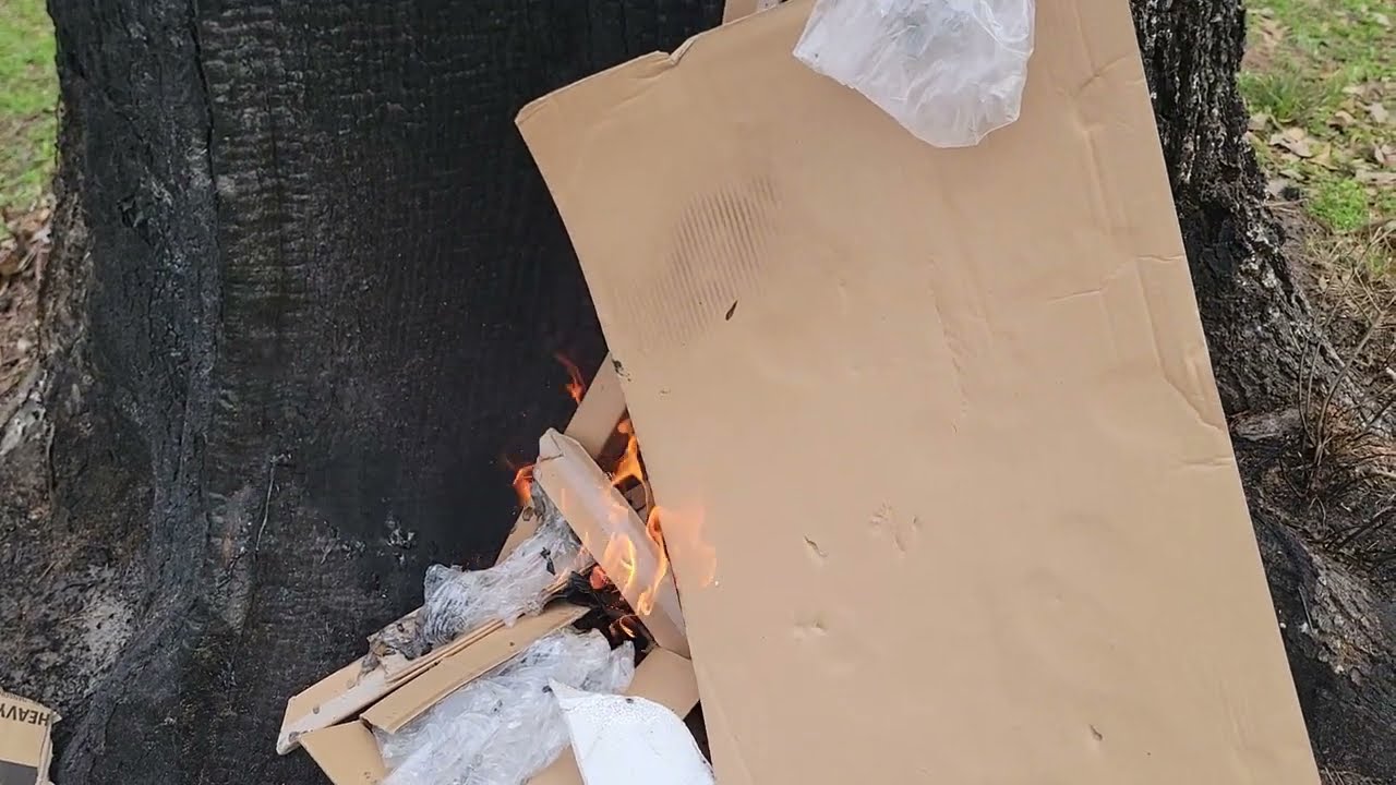 Burning Stuff 1275: Cardboard Box Attack (2023)