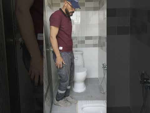 شرقي دفن كروهي حمام خارجي