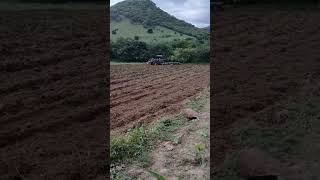 #aí #é #por# trás #da #minha# casa# em #frente #ao #Cruzeiro# Ingá #preparando a# terra para plantar