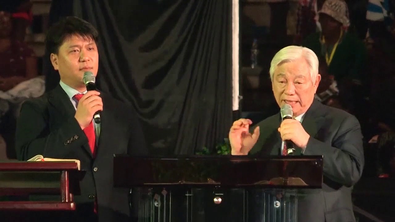 evangelho de mateus evangelho no ano novo na Uganda