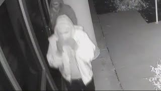 Thieves break in shooting range in Ashburn, steal 10 guns