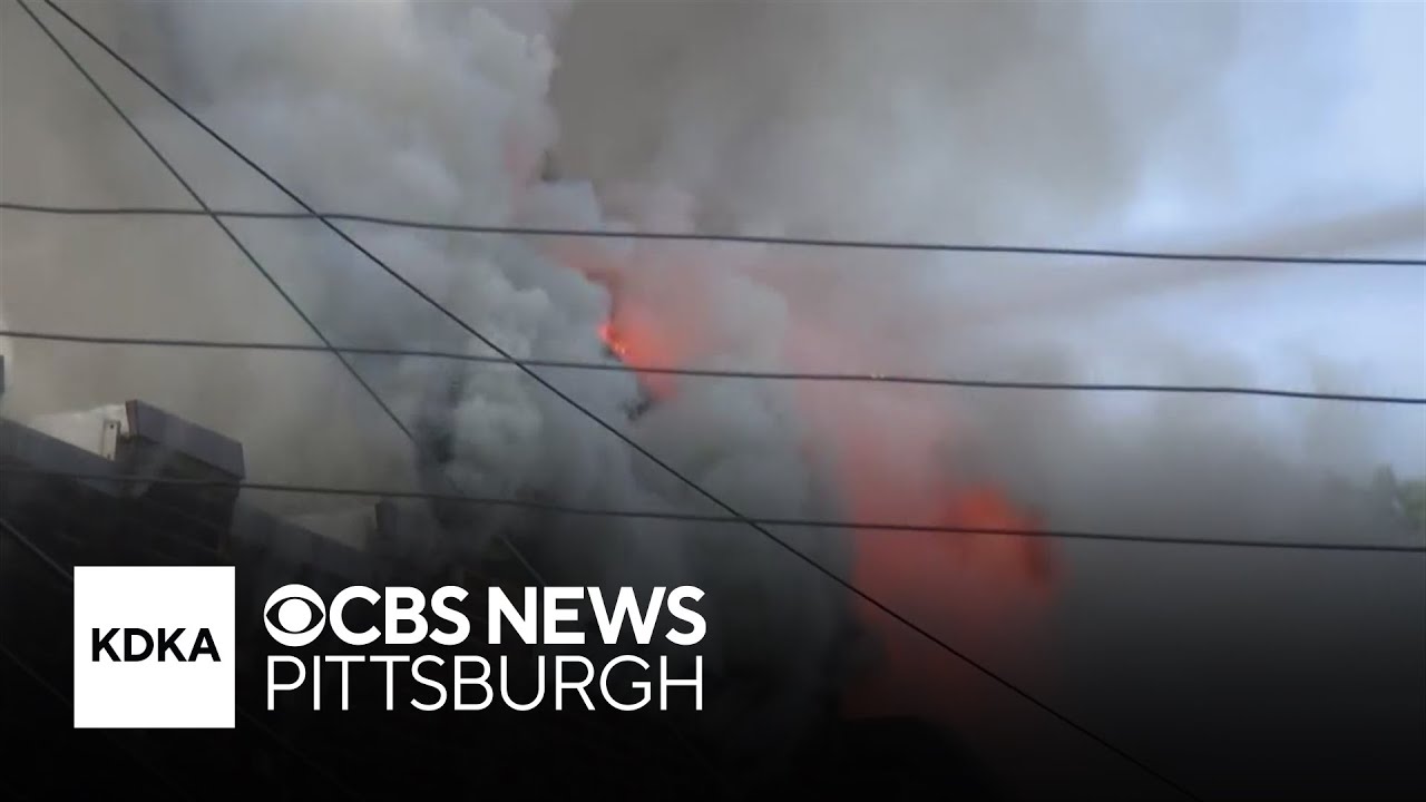 Crews battle large apartment fire in Pittsburgh's Squirrel Hill neighborhood