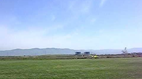 Landing Multiplex Mentor with Skis