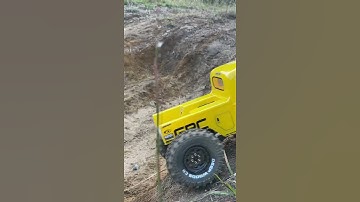 Element rc Ecto rc crawler with hobbywing fusion 1800 and duratrax deepwoods tires