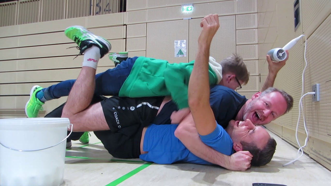 Tischtennis- und Volleyball-Trickshot des Volleyballstützpunktes Wiesbaden 2018