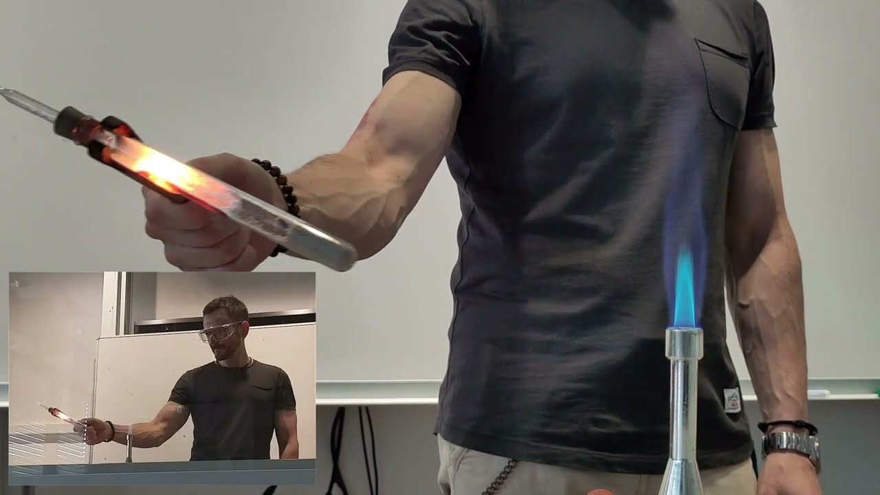 Redoxchemie // Reaktion von Magnesium mit Wasser