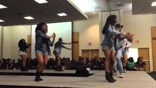 Collaborations' Performance at UNCG BBSA Fashion Show