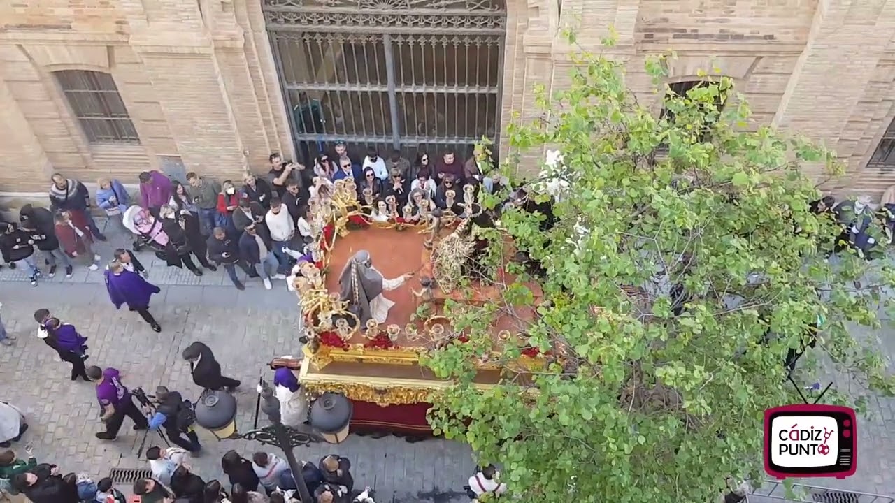 Cádiz y Punto. Salud (Cigarreras). Semana Santa 2022.