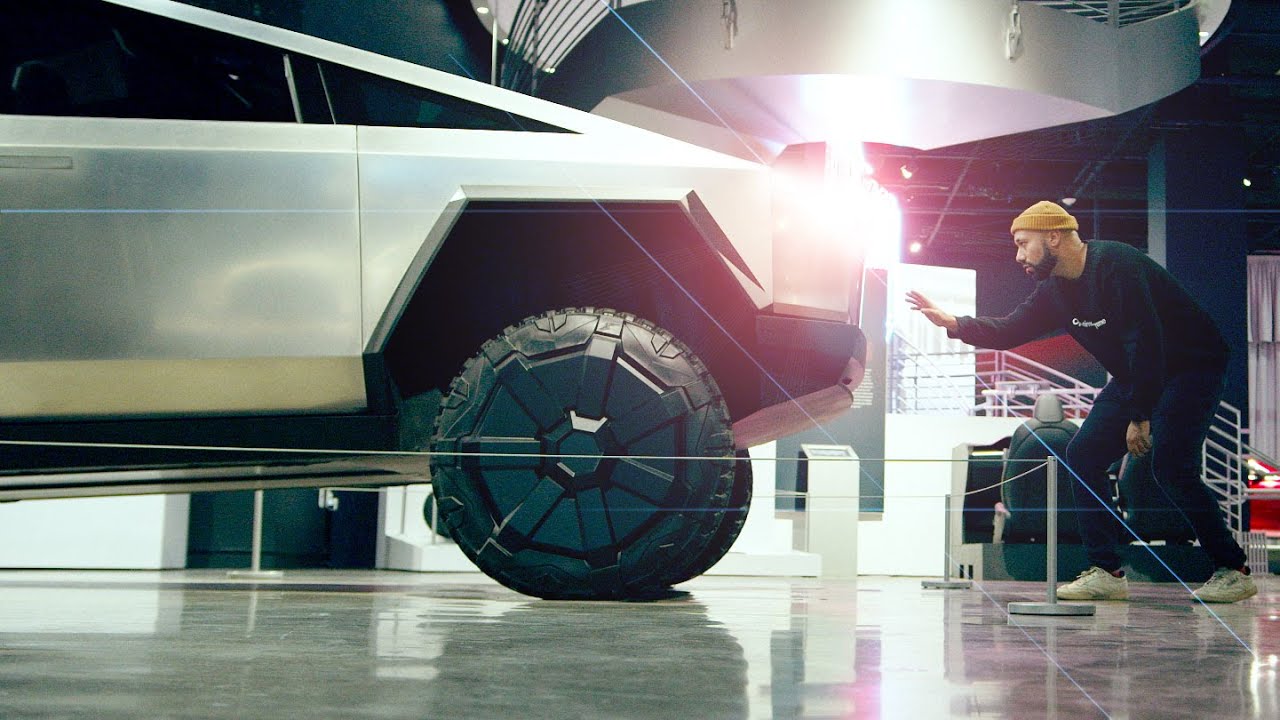 Tesla Cybertruck 2022 | A Detailed View at the Inside Tesla Exhibit - Early Access