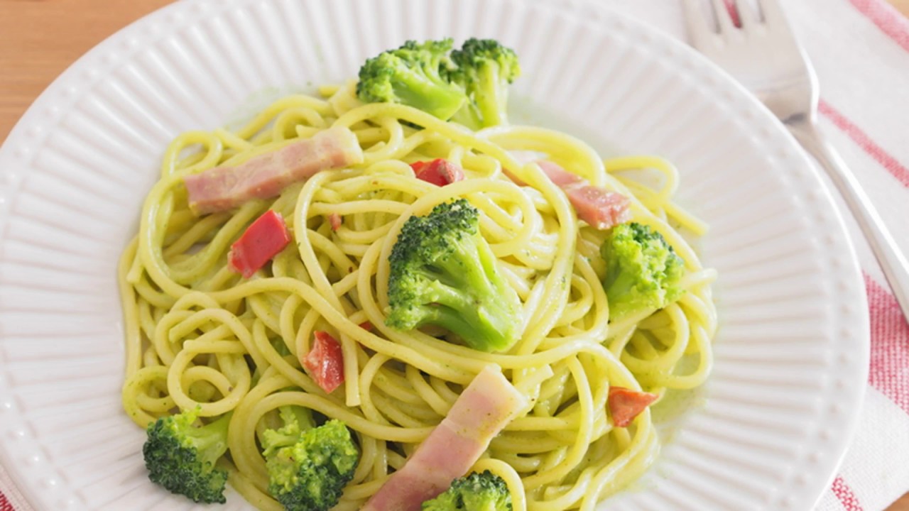 Recette Spaghetti aux brocolis et lardons YouTube