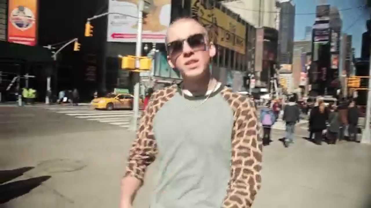 Ronnie Dylan - A Day Like This (Official Music Video)