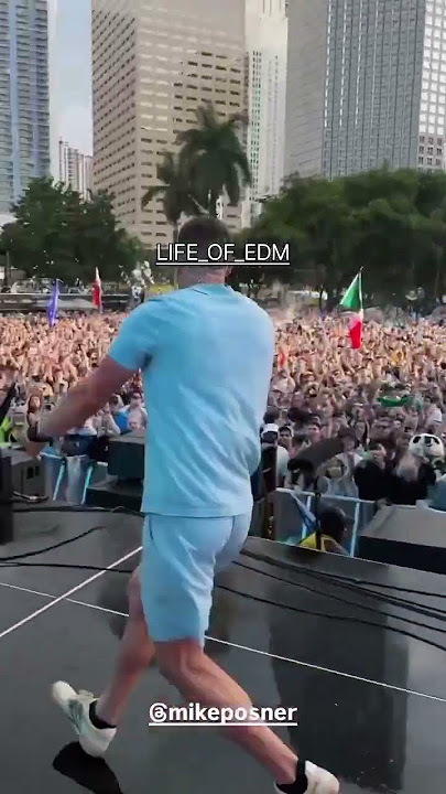 Steve Aoki & Mikeposner Live At Ultra Music Festival 2025 🔥 #steveaoki #umf #umf2025 #trend #edm #dj