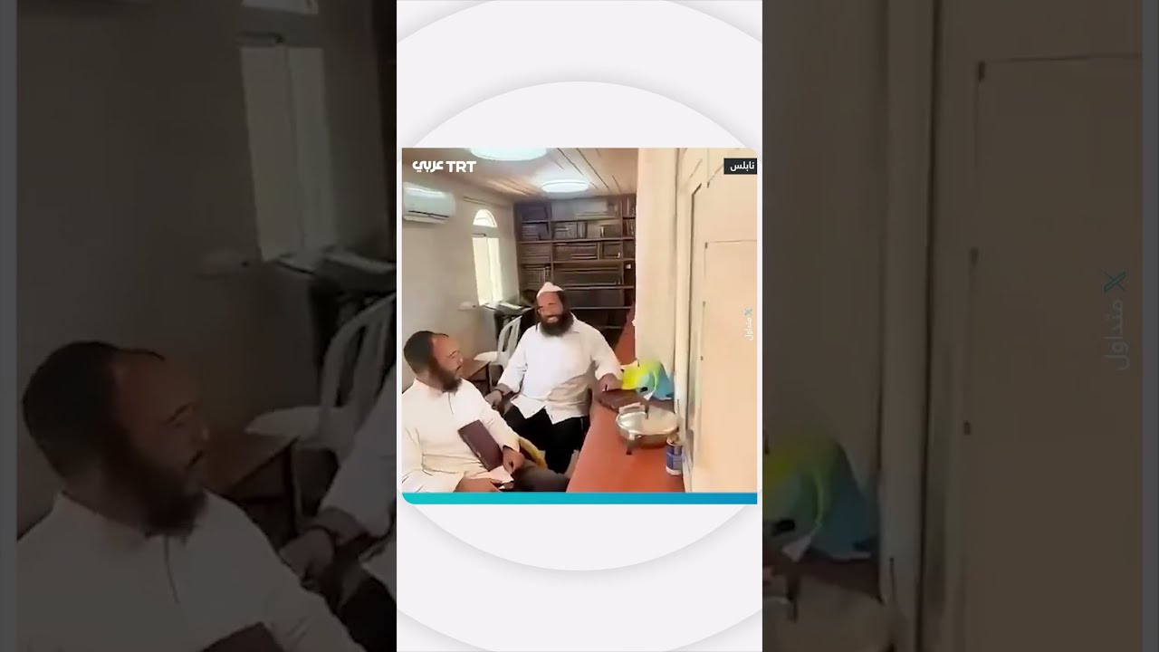 لقطات توثّق إنشاء مستوطنين إسرائيليين كنيساً يهودياً على قمة جبل جرزيم في نابلس بالضفة الغربية