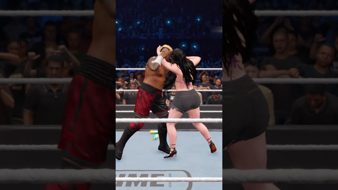 Соло Сикоа против Ронды Роузи: грандиозный бой в WWE 5 