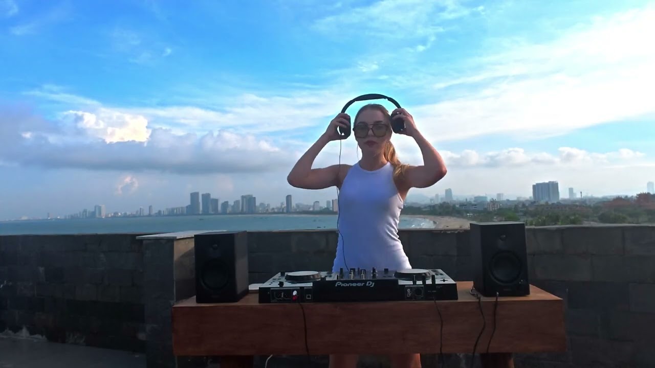 Melodic House & Techno 2025 | Emotional & Hypnotic Set | TIDANKA