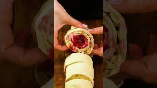 La ricetta preferita della famiglia! Un dolce di pasta sfoglia, pronto in soli 10 minuti.