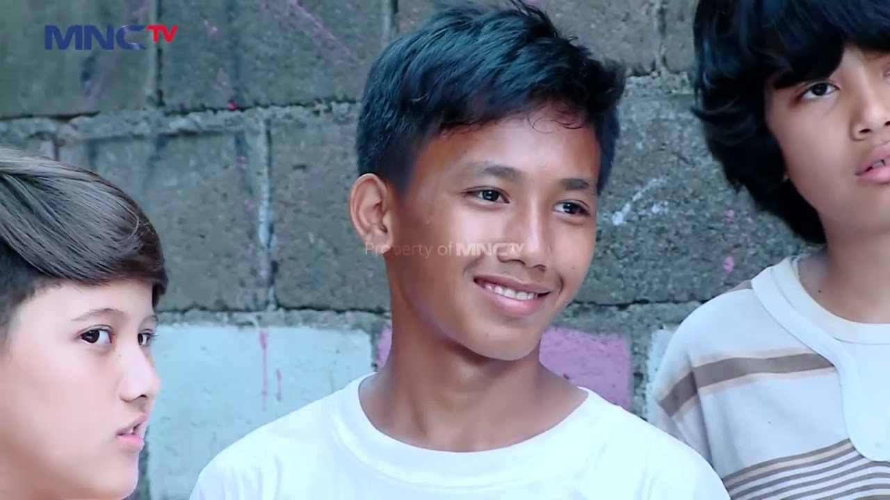 Melani Hampir Berhasil Menangkap Bola Musuh | TENDANGAN GARUDA