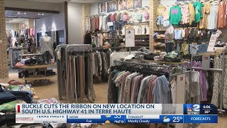 Buckle store opens new Terre Haute location