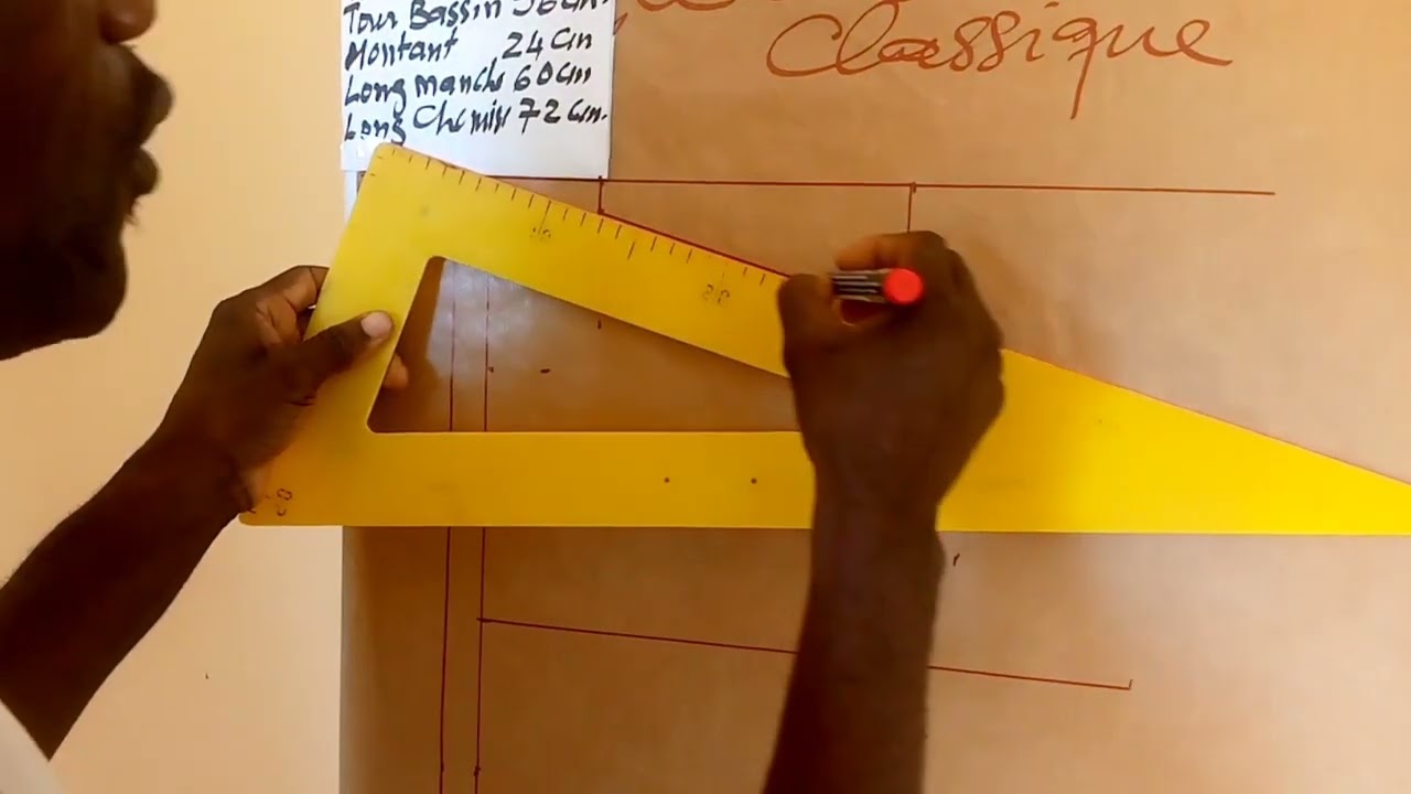 TRACE DE LA CHEMISE HOMME CLASSIQUE