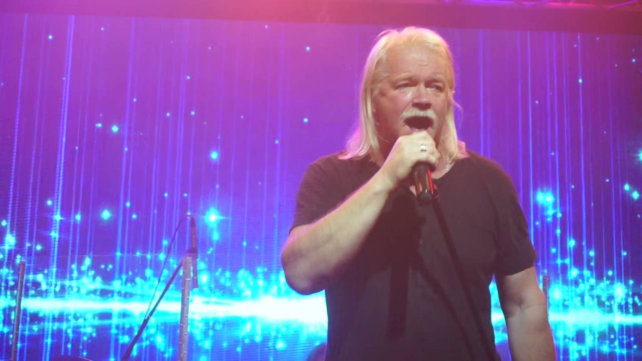 игорь романов земляне фото сейчас. группа земляне поверь в мечту. группа земляне поверь в мечту. пластинки группы земляне. антонов земляне.