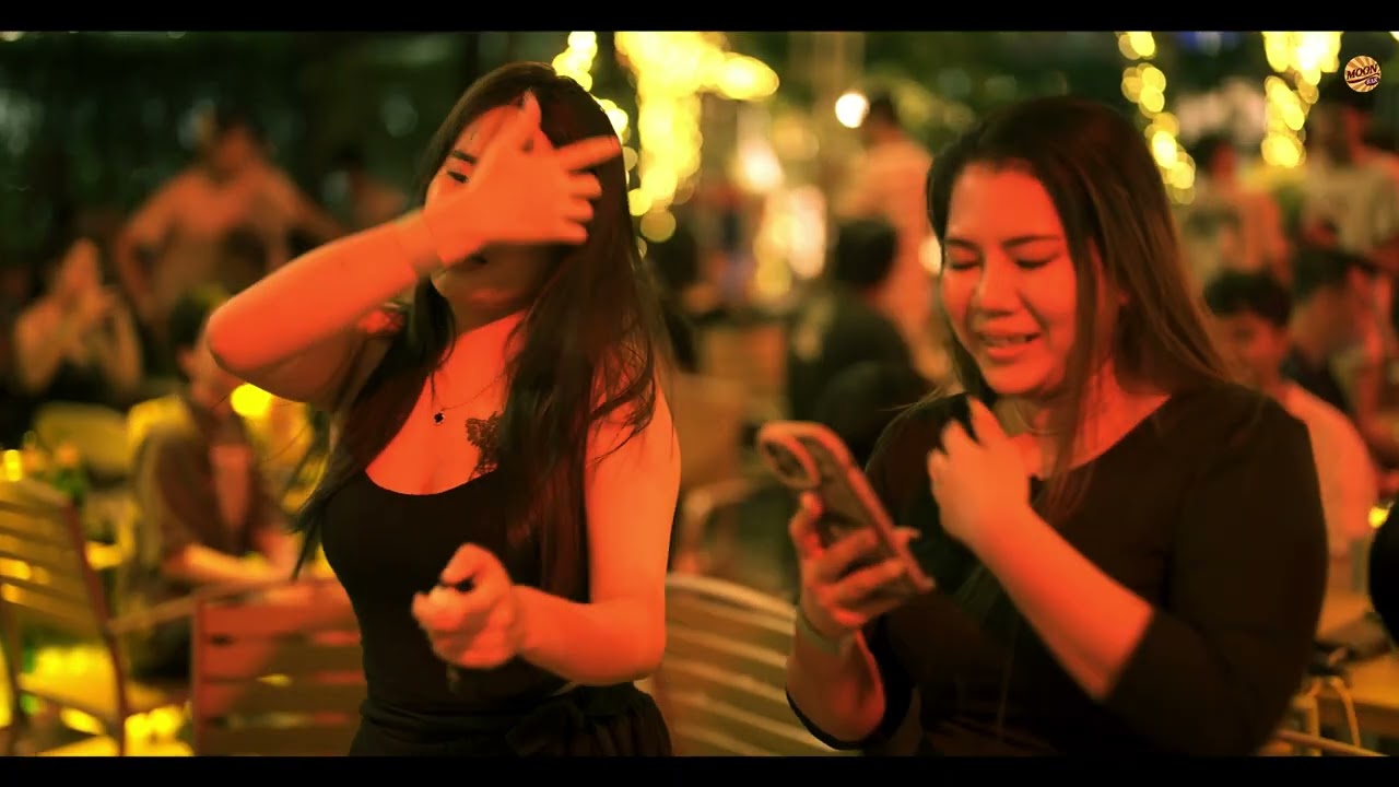 ละไว้ในฐานที่เข้าใจ - บุ๊ค ศุภกาญจน์ #วงBook : บังเอิญ|Music | The Moon Bar 2569