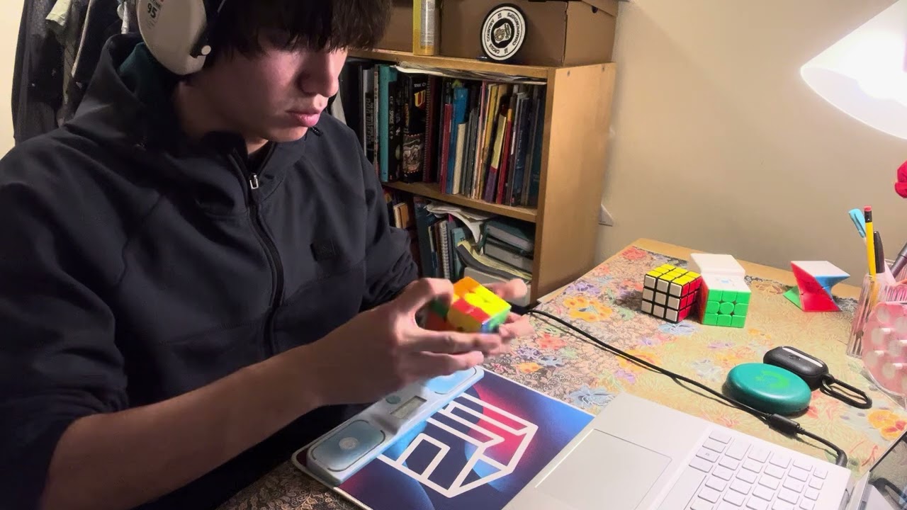 Sub-5 fail (5.14 second Rubik’s cube solve)