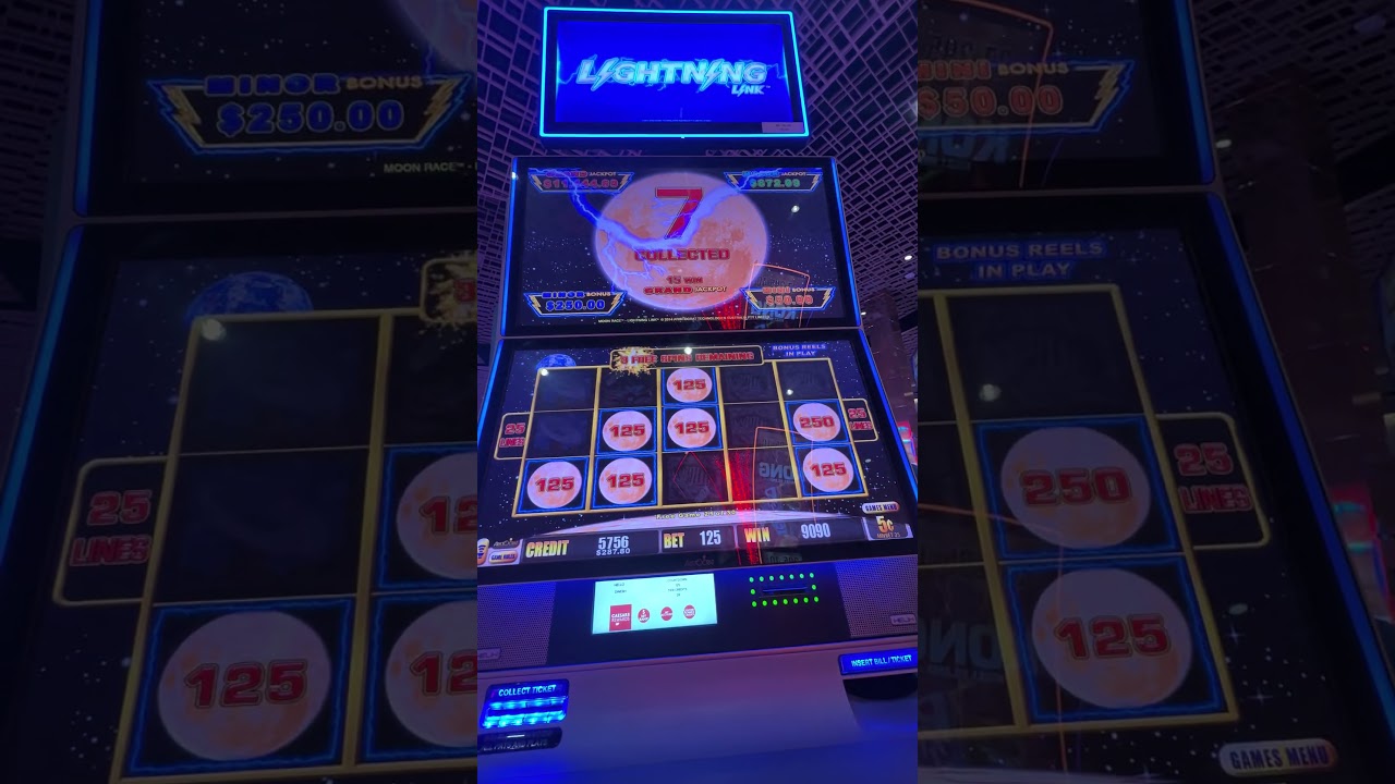 30 FREE GAME IN MOON RACE SLOTS I NEVER SEEN ONE LIKE THIS BEFORE 